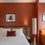 图卢兹机场赛尔高尔夫球场美居酒店 4*