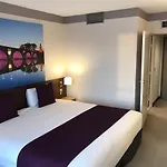 מלון Mercure Toulouse Aeroport Golf De Seilh