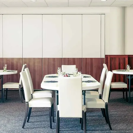 Hotel Mercure Toulouse Aéroport Golf De 4*