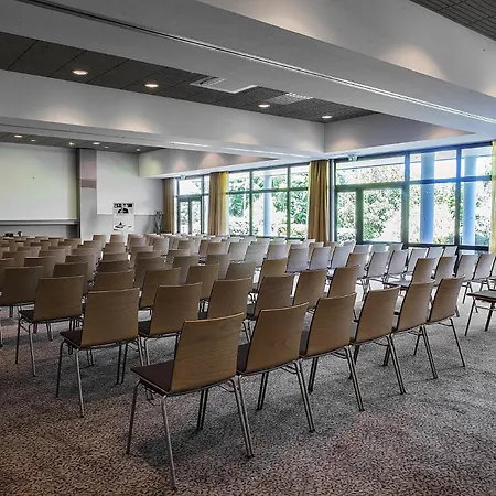 Mercure Toulouse Aeroport Golf De Hotel 4*