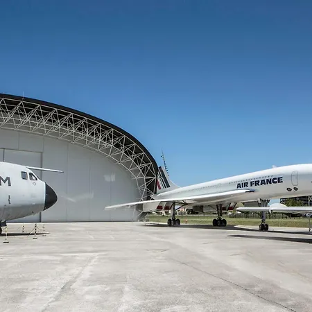 Hotel Mercure Toulouse Aeroport Golf De 4*