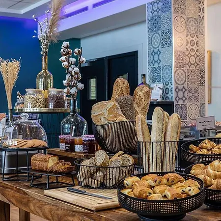 Mercure Toulouse Aeroport Golf De ホテル Seilh