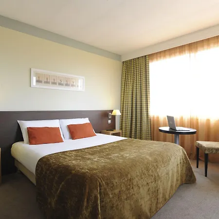 Mercure Toulouse Aéroport Golf De Hotel 4*