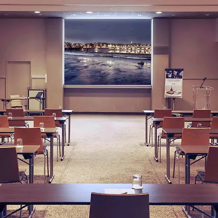 Hotel Mercure Toulouse Aéroport Golf De 4*