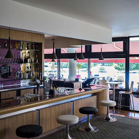 ホテル Mercure Toulouse Aeroport Golf De