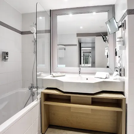 ホテル Mercure Toulouse Aeroport Golf De 4*