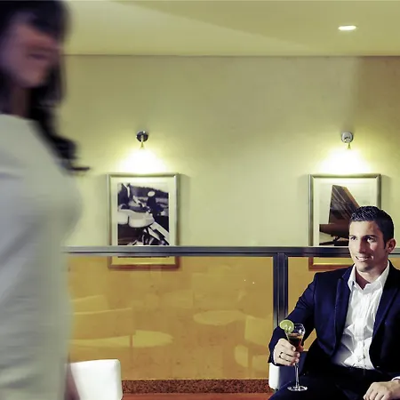 호텔 Mercure Toulouse Aeroport Golf De 4*