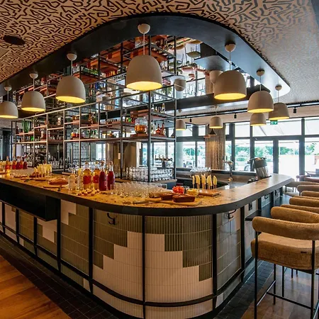 Mercure Toulouse Aeroport Golf De Hotel Seilh