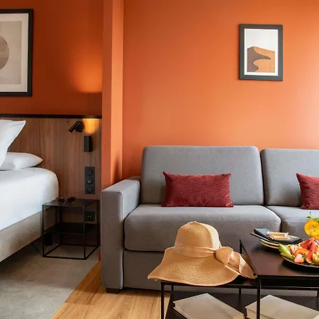 Mercure Toulouse Aeroport Golf De Szálloda 4*