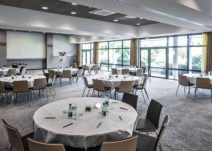 Mercure Toulouse Aeroport Golf De 4*