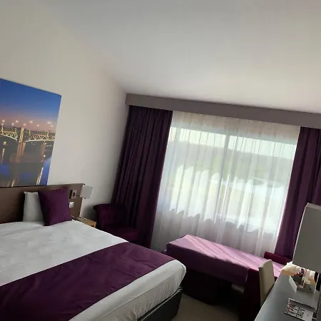 Mercure Toulouse Aeroport Golf De 4*