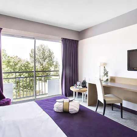 Hotel Mercure Toulouse Aeroport Golf De 4*