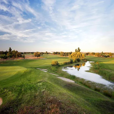 Mercure Toulouse Aeroport Golf De Hotel Seilh