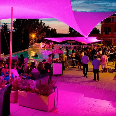 Hotel Mercure Toulouse Aeroport Golf De 4*