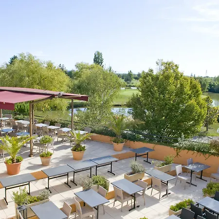 Mercure Toulouse Aeroport Golf De Hotel 4*